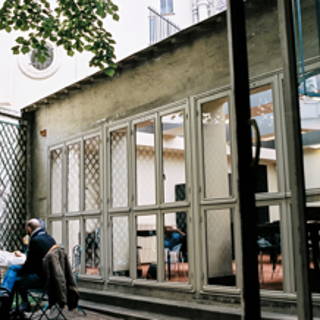Bureau privé 17 m² 4 postes Location bureau Rue de Bucarest Paris 75009 - photo 4